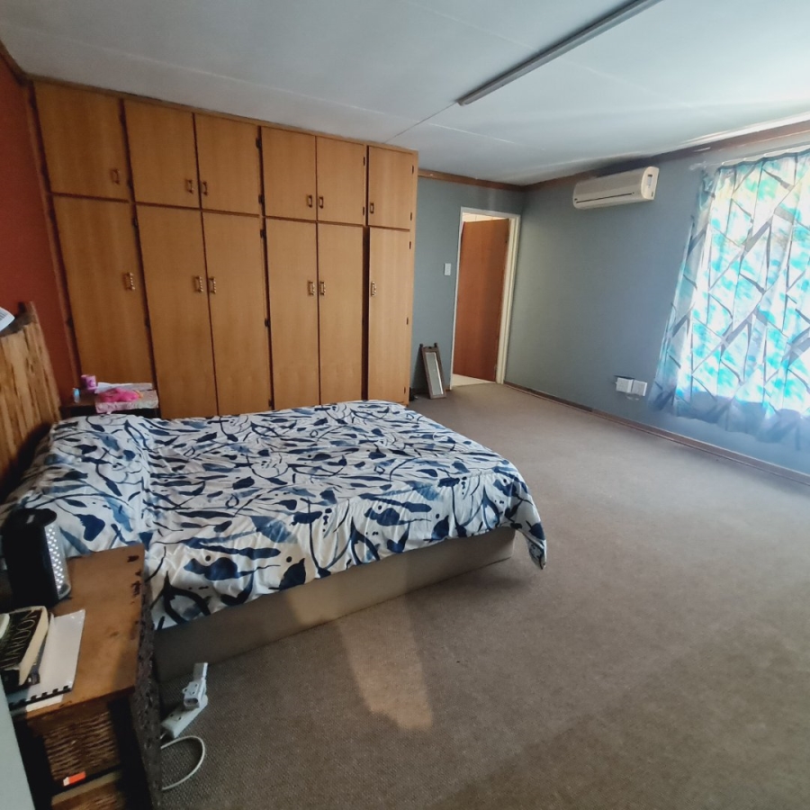 3 Bedroom Property for Sale in Universitas Free State
